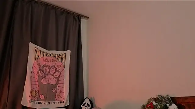 MeowMystaa's cam snapshot