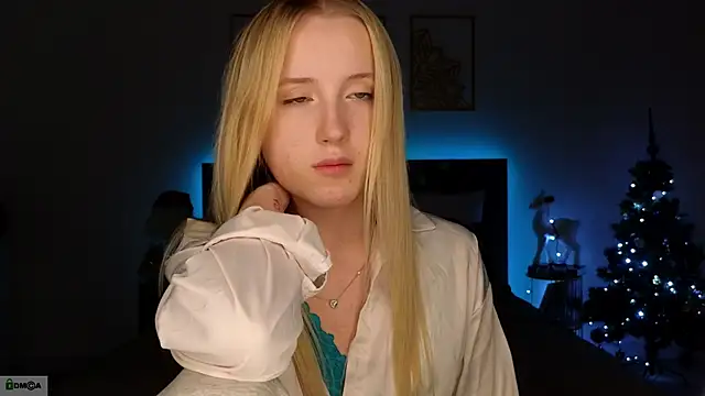 adele_armass's cam snapshot