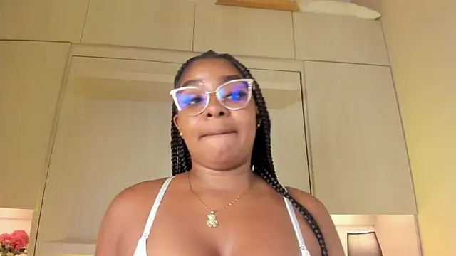 tamaraa_smiith's cam snapshot