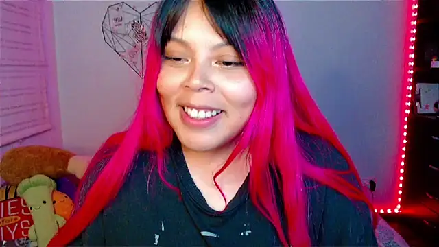 EllieMoonX's cam snapshot