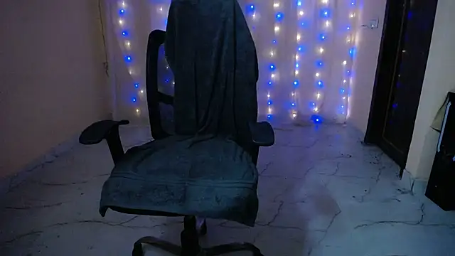 NAUGHTY_Niya's cam snapshot