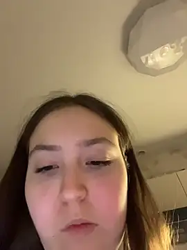 Charming_hamster_'s cam snapshot