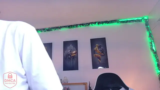 valeria_aragon1107's cam snapshot