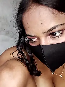 V_HOT_CUTE's cam snapshot