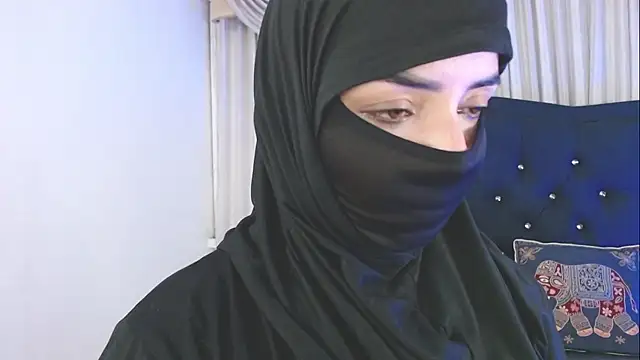 Uzra_hayed live sex cam