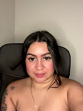 Pretty_Isadora's cam snapshot