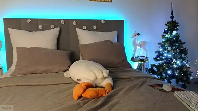 adele_armass's cam snapshot