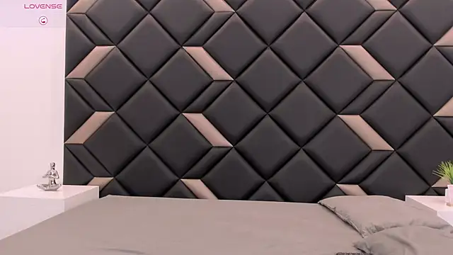 GeraldineSandoval's cam snapshot