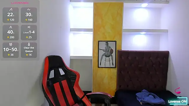 lala_clark's cam snapshot