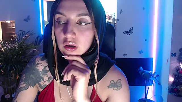 Lia-mitch's cam snapshot