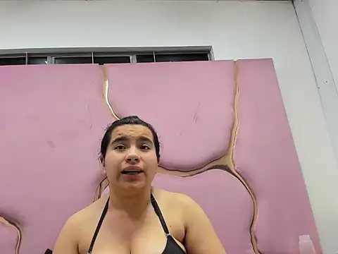 ZoeEclipse's cam snapshot