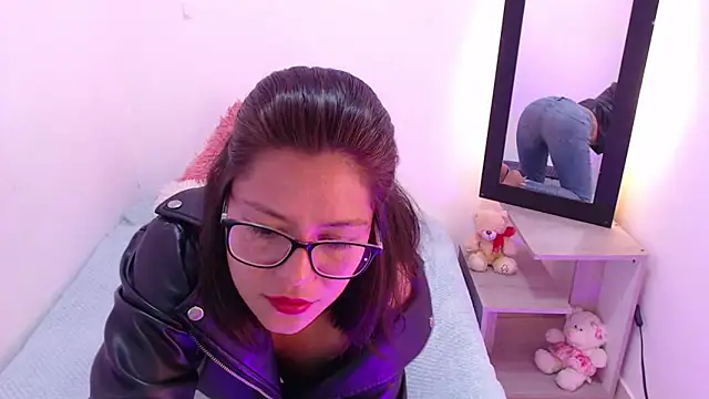 renataj's cam snapshot