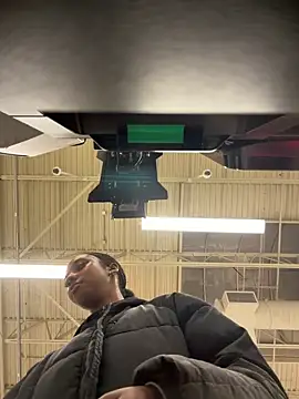 Your_Paris live sex cam