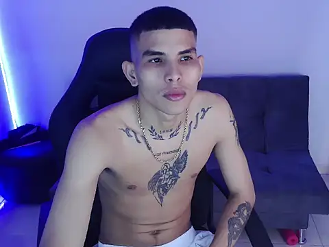 hot_king20's cam snapshot