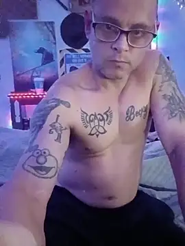 Buffshagswell live sex cam