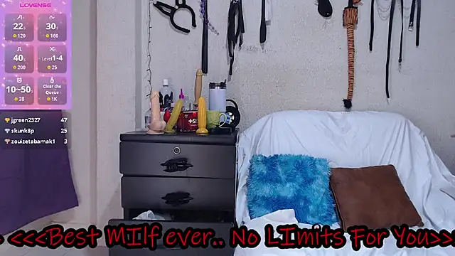 angierot2025's cam snapshot