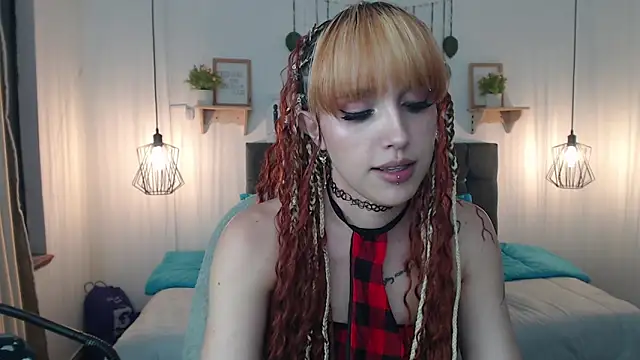 zohet_kriss's cam snapshot