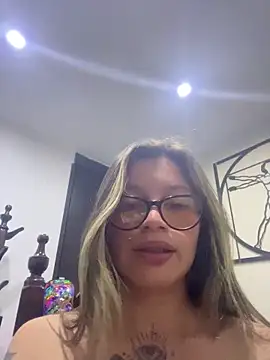 KoraSweett's cam snapshot