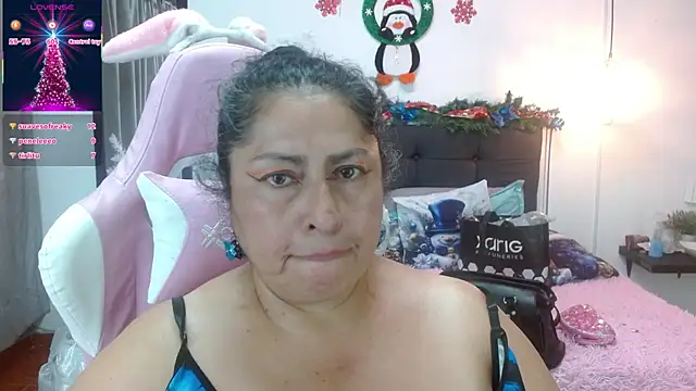 Keyla01_'s cam snapshot