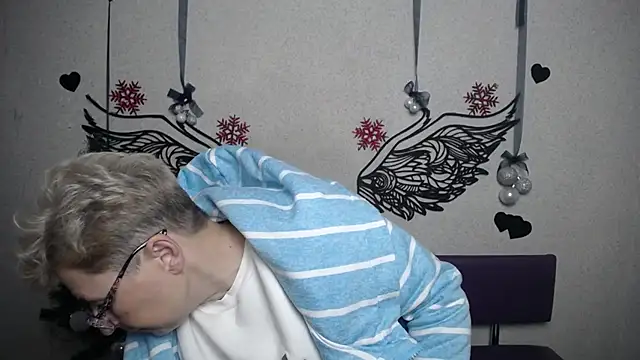 EmiliaGree's cam snapshot