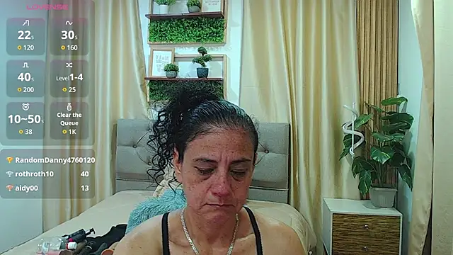 sasi_luna's cam snapshot