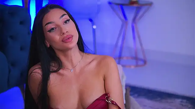 NinaSolenne live sex cam