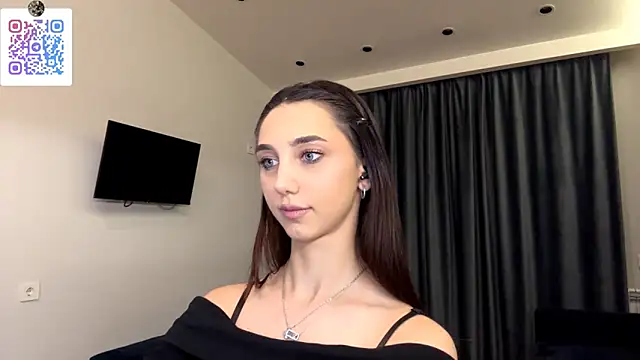 LinaMour's cam snapshot