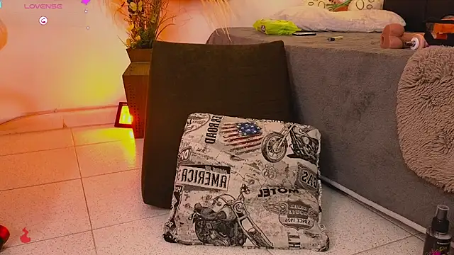 Hannah_williams1 live sex cam