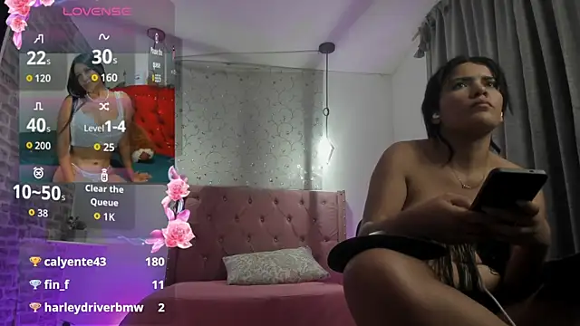 twerkgirl-coral's cam snapshot