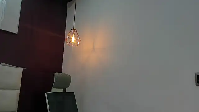 hiddenlust_'s cam snapshot