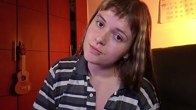 NEXT_DOOR_GIRL_'s cam snapshot