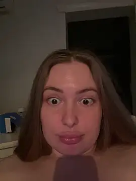 DeniMilkyyyyy's cam snapshot