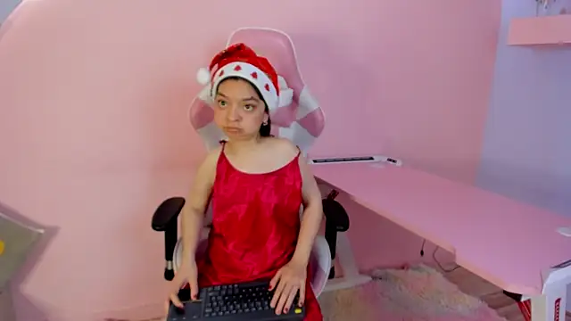 CharlotteMuller's cam snapshot