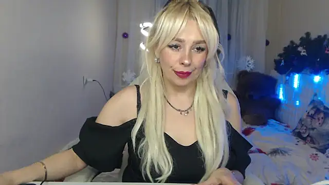 KatrinaCharm's cam snapshot