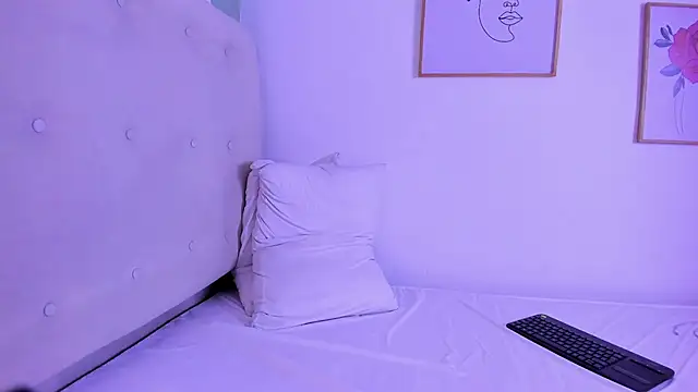 ApoloRicci's cam snapshot