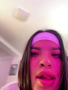 JuanitaMore01's cam snapshot