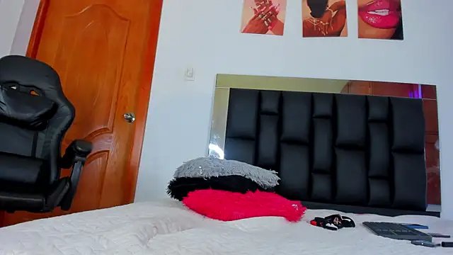 ValeryTs1 live sex cam