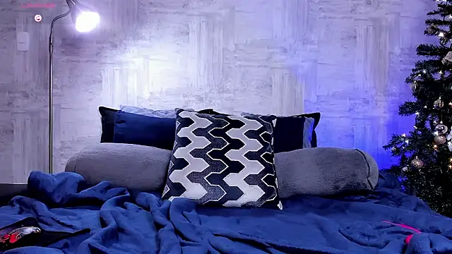 SymonPrince's cam snapshot