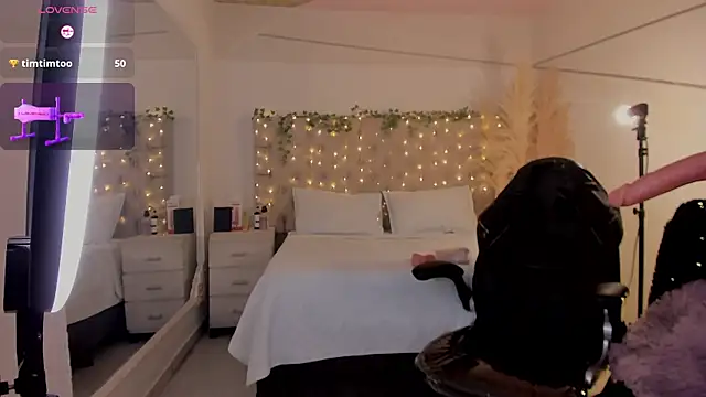 LiamDeep's cam snapshot