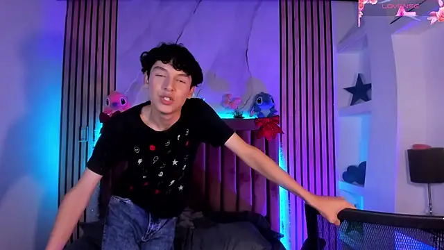 SthepanodiMonaco live sex cam