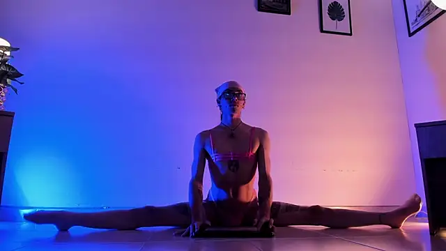 ArchieCollins live sex cam