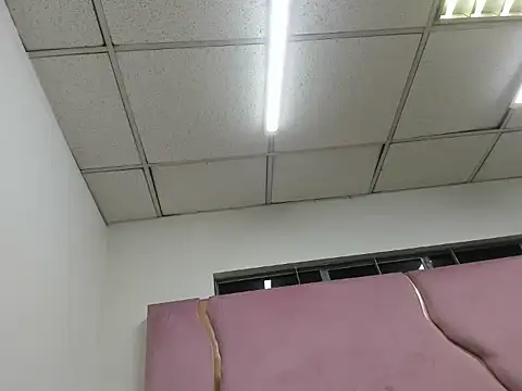 ZoeEclipse's cam snapshot