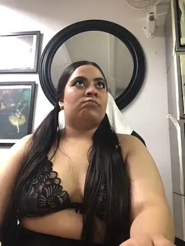 Monserratt_J's cam snapshot