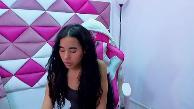 Lia_velvet69's cam snapshot