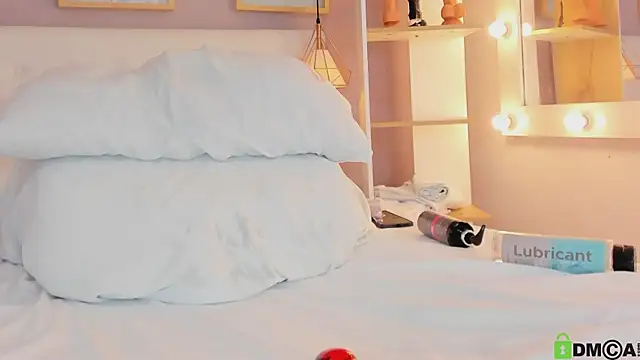 julyanna_'s cam snapshot