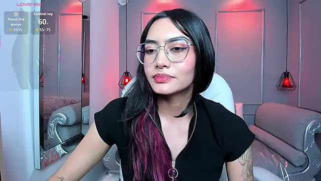 AzuraKindong's cam snapshot