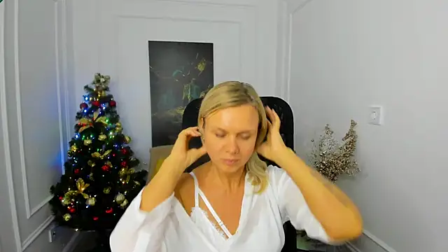 AgathaKlouin's cam snapshot