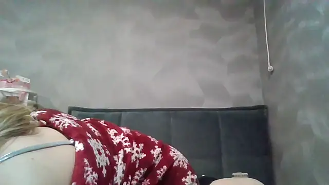 Jugira's cam snapshot