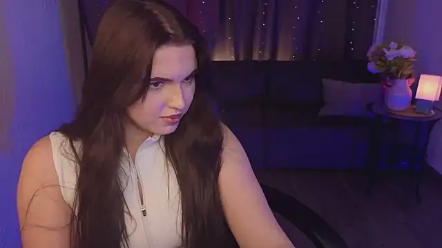 Avery_Flores's cam snapshot