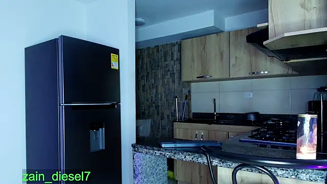zaiin_diesel live sex cam